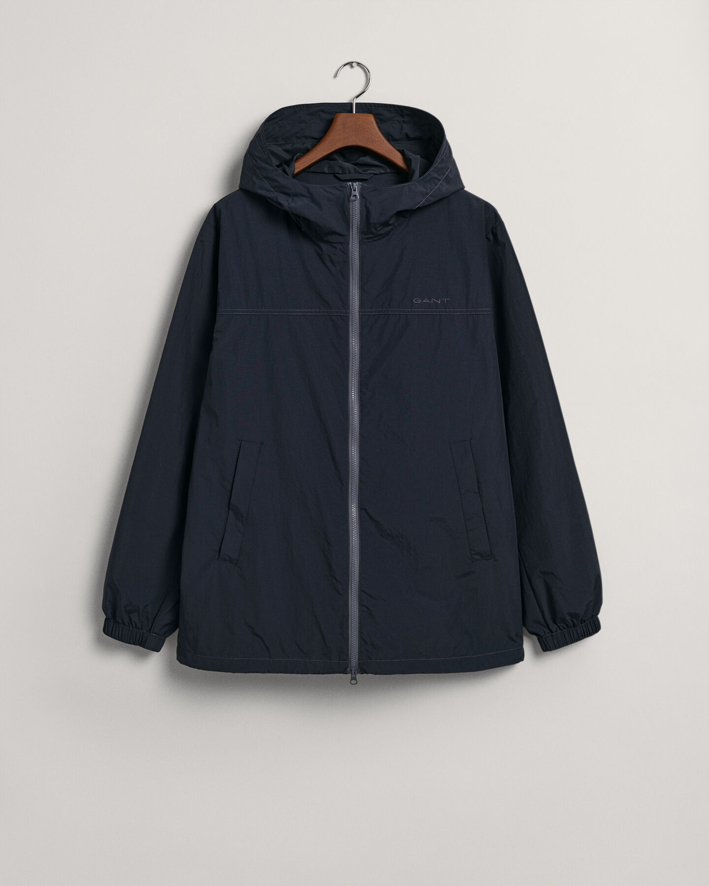 Veste légère à capuche