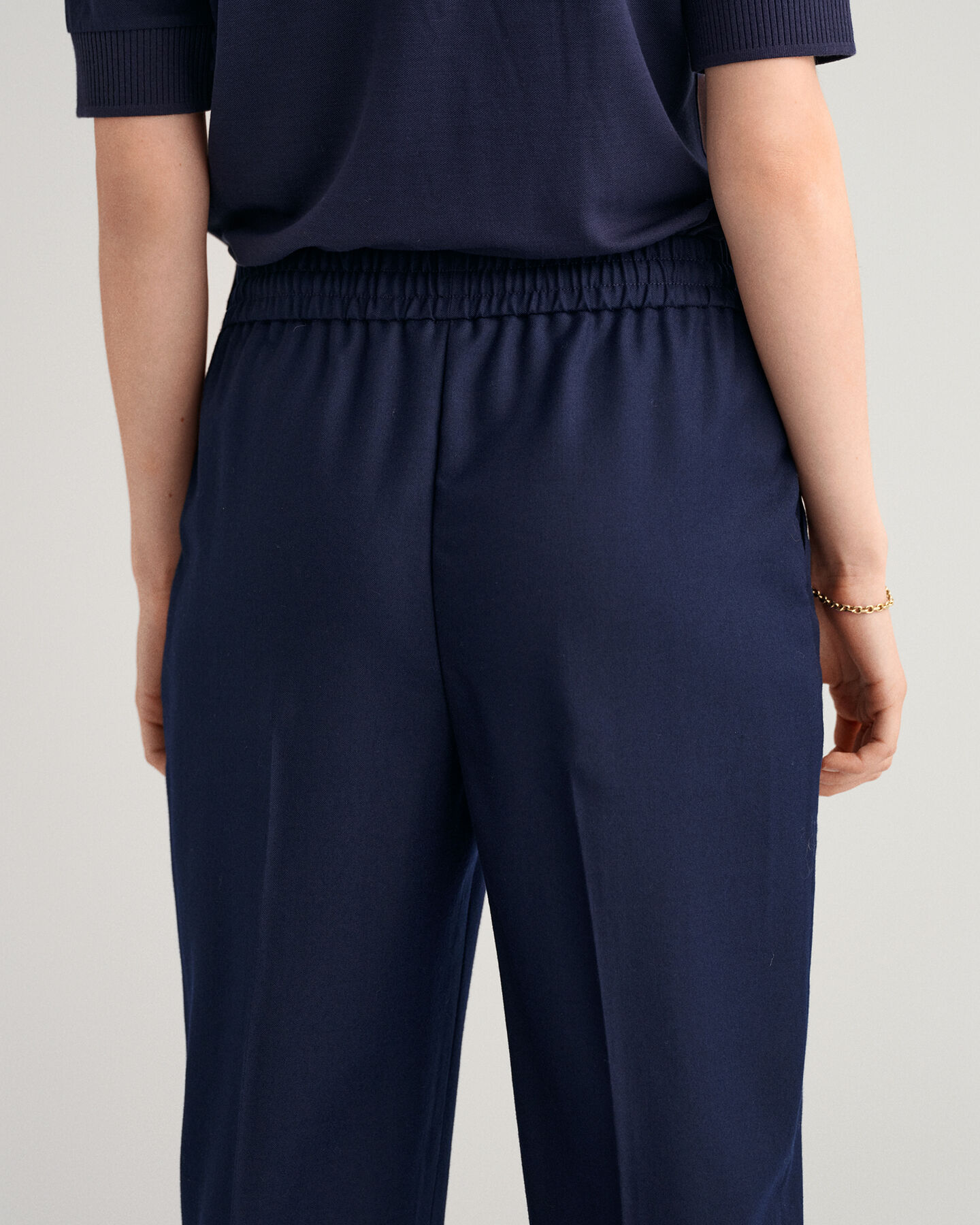 Pull-On broek met taps toelopende pijp