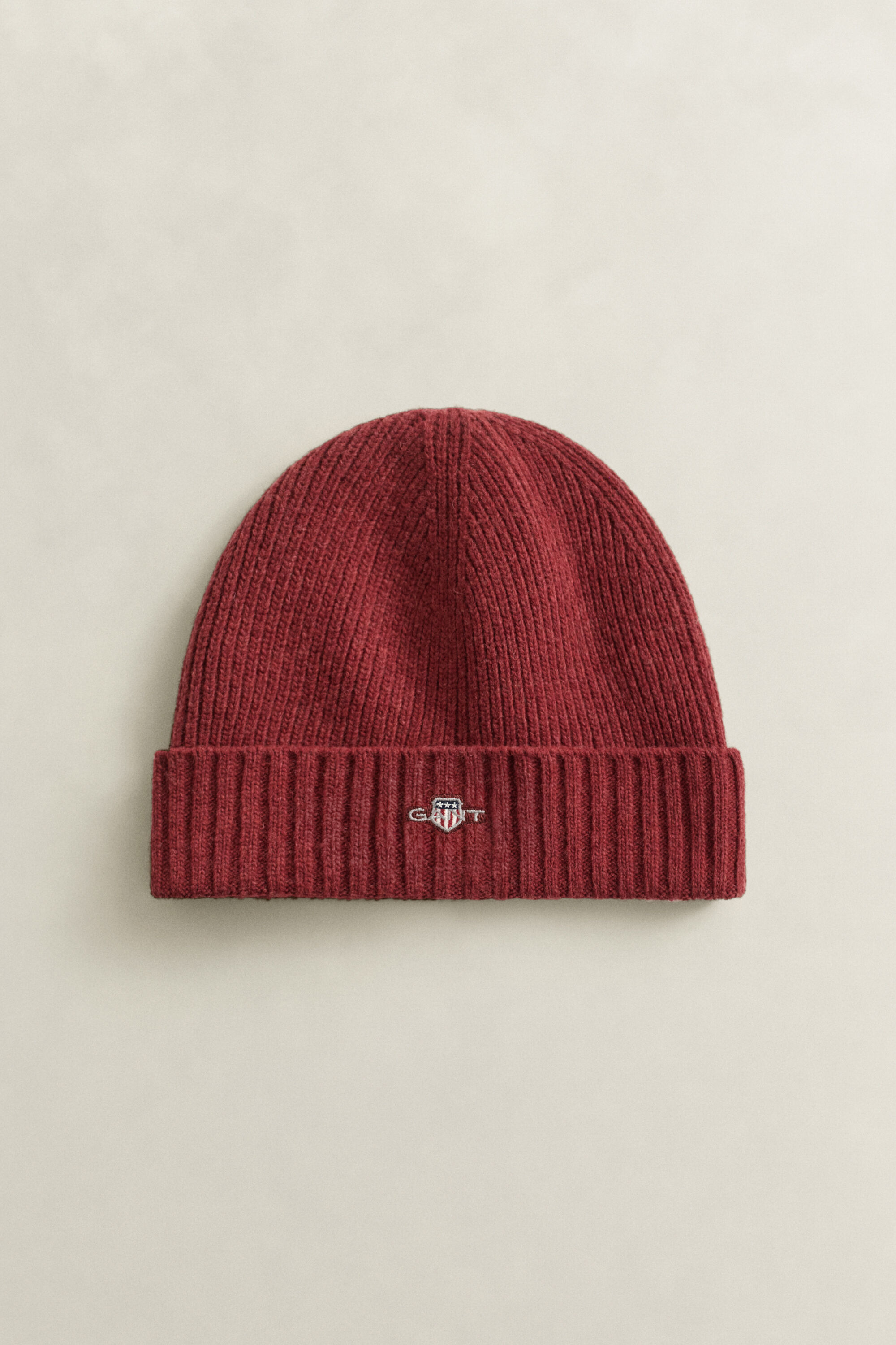 Bonnet en laine avec écusson
