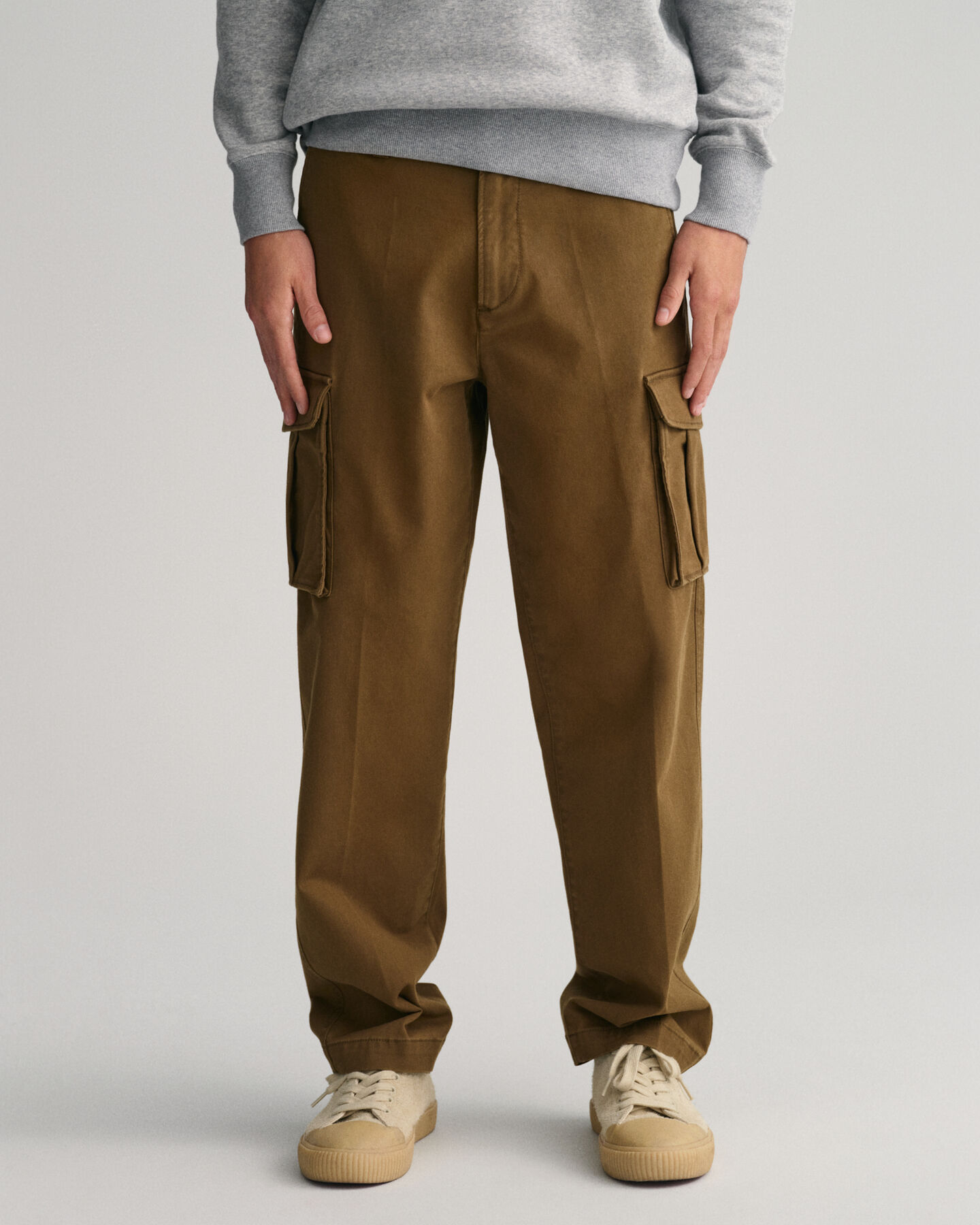 Pantalon cargo en sergé