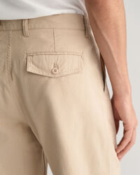 Pantalon chino en coton et lin regular fit