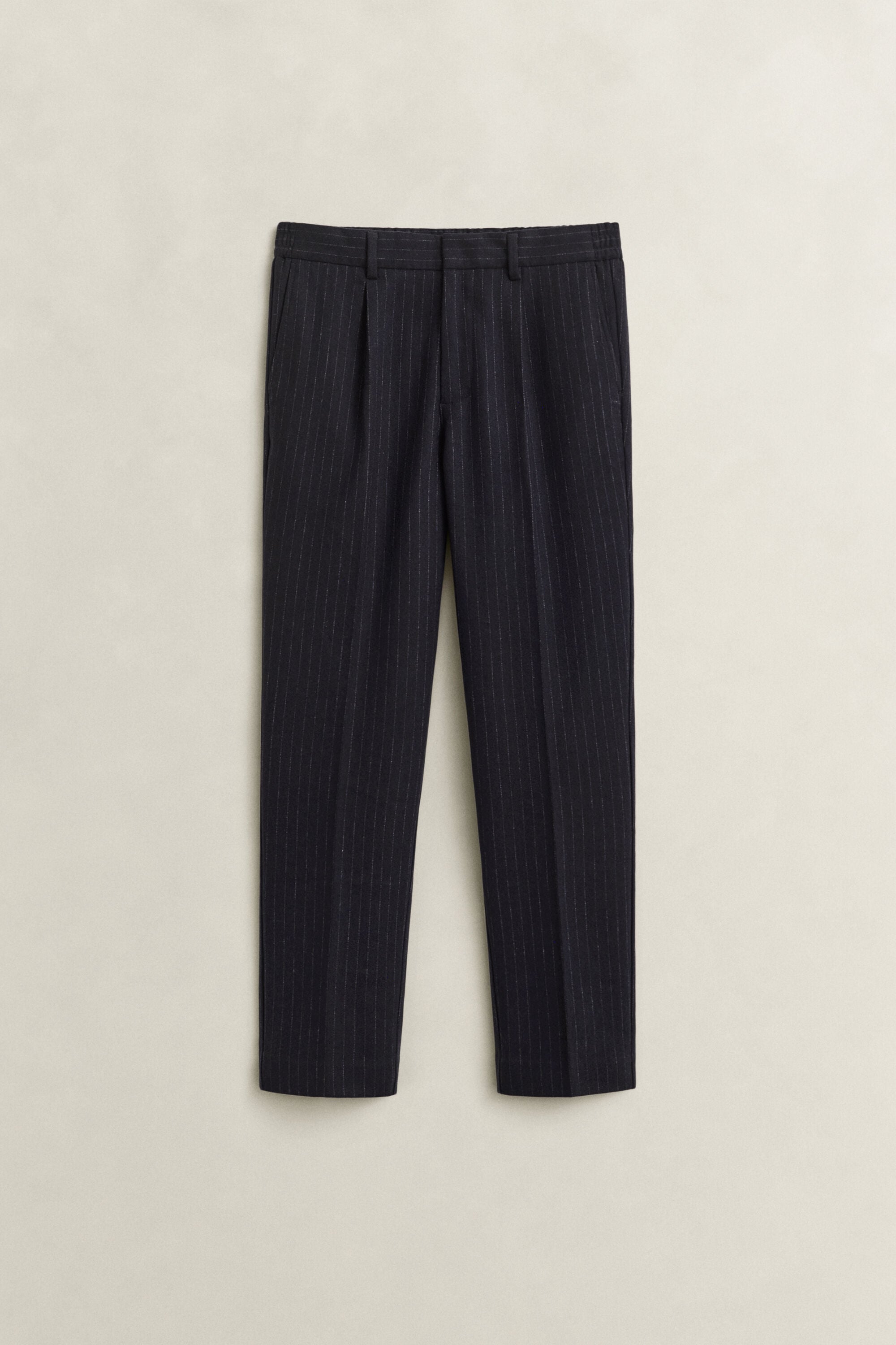 Pantalon coupe fuselée en flanelle de laine