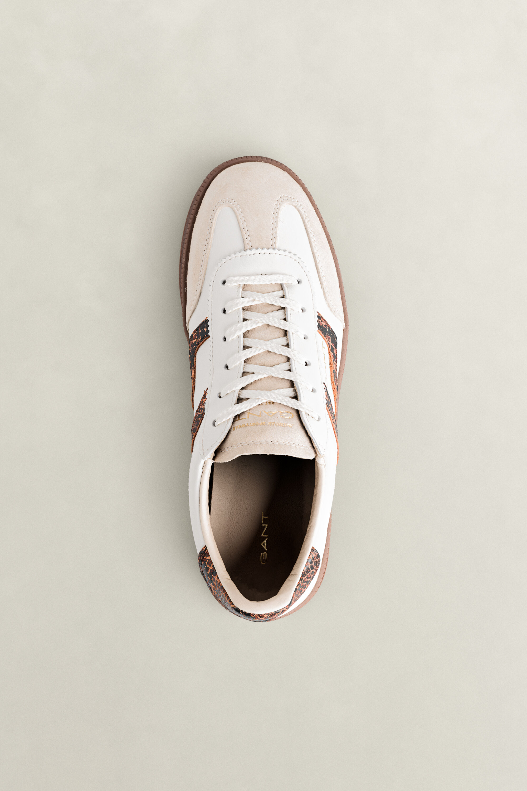 Baskets en daim et cuir Cuzima