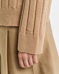 Pull col droit en laine &agrave; c&ocirc;tes larges