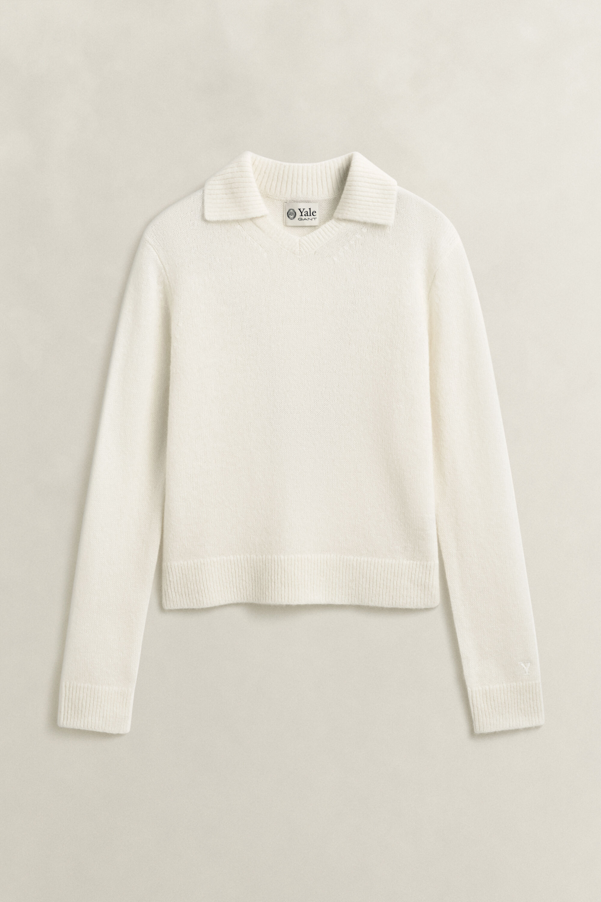 Pull col V Gant x Yale