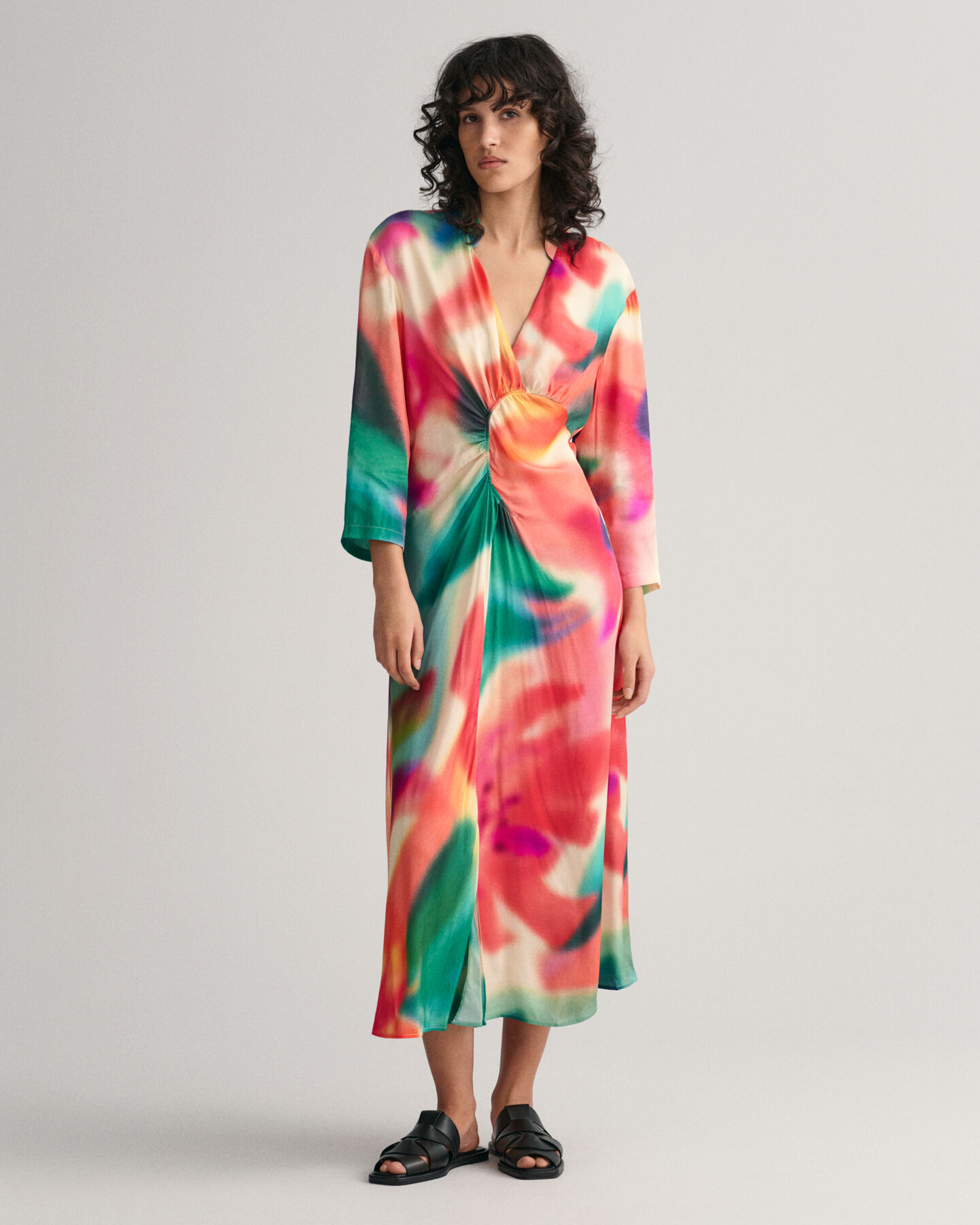 Robe fronc&eacute;e &agrave; imprim&eacute; floral