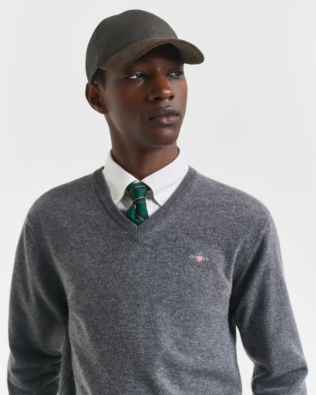 Pull col V en laine d'agneau ultrafine