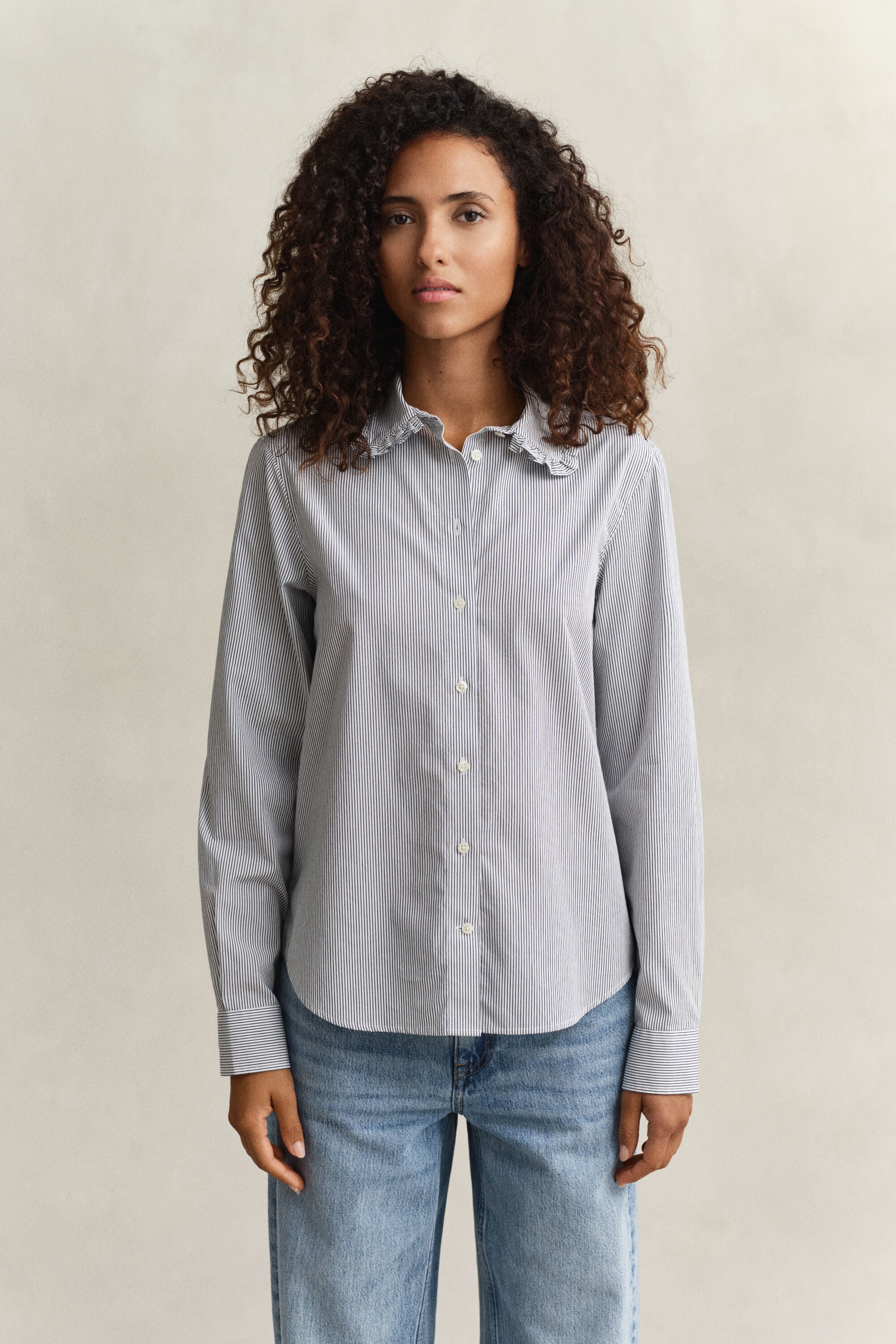 Chemise en coton à volants et à rayures