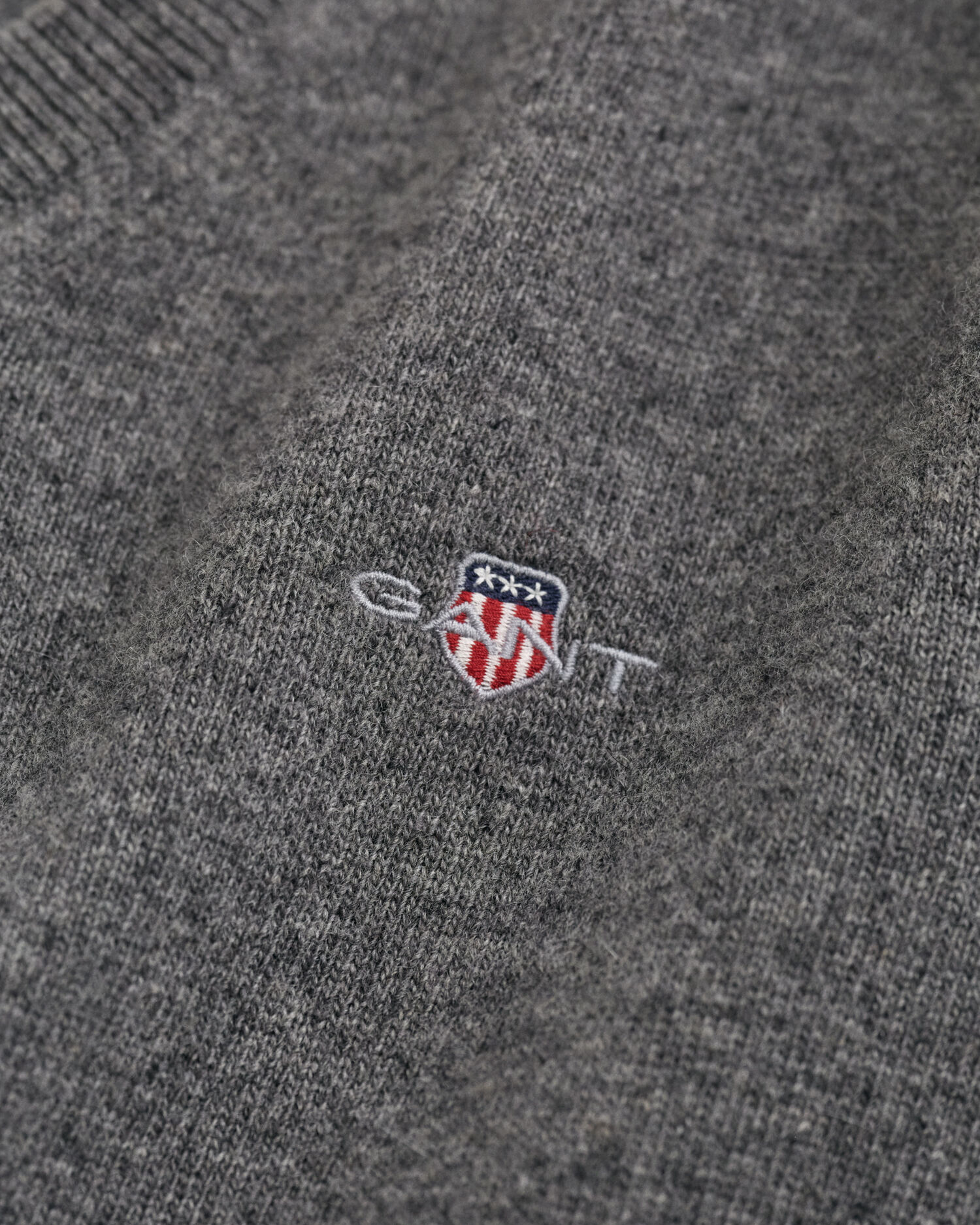 Trui met V-hals van buitengewoon zachte lamswol