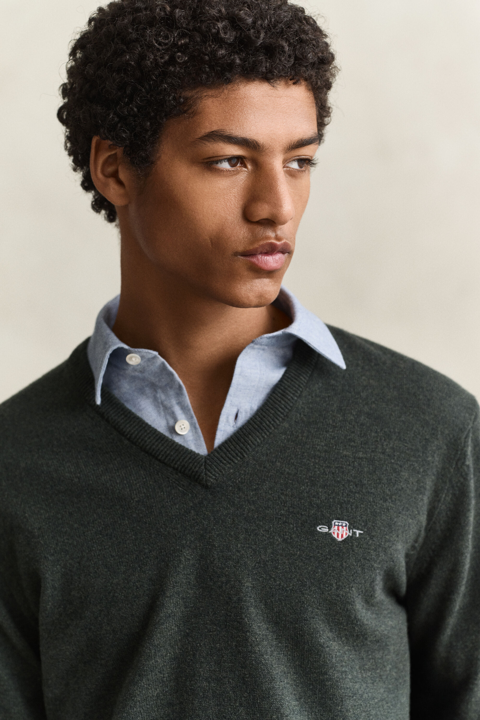 Pull col V en laine d’agneau