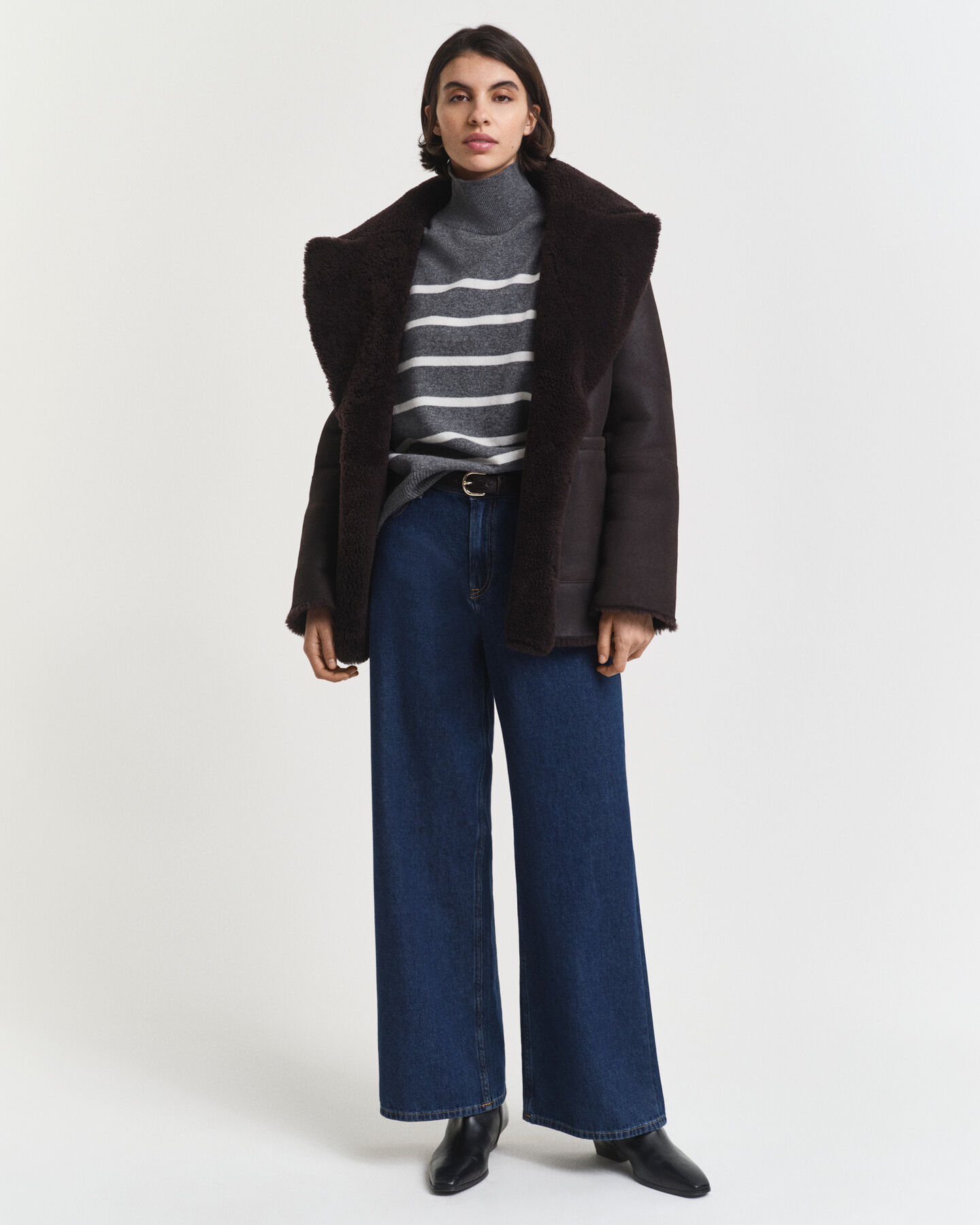 Gestreepte coltrui van buitengewoon zachte lamswol