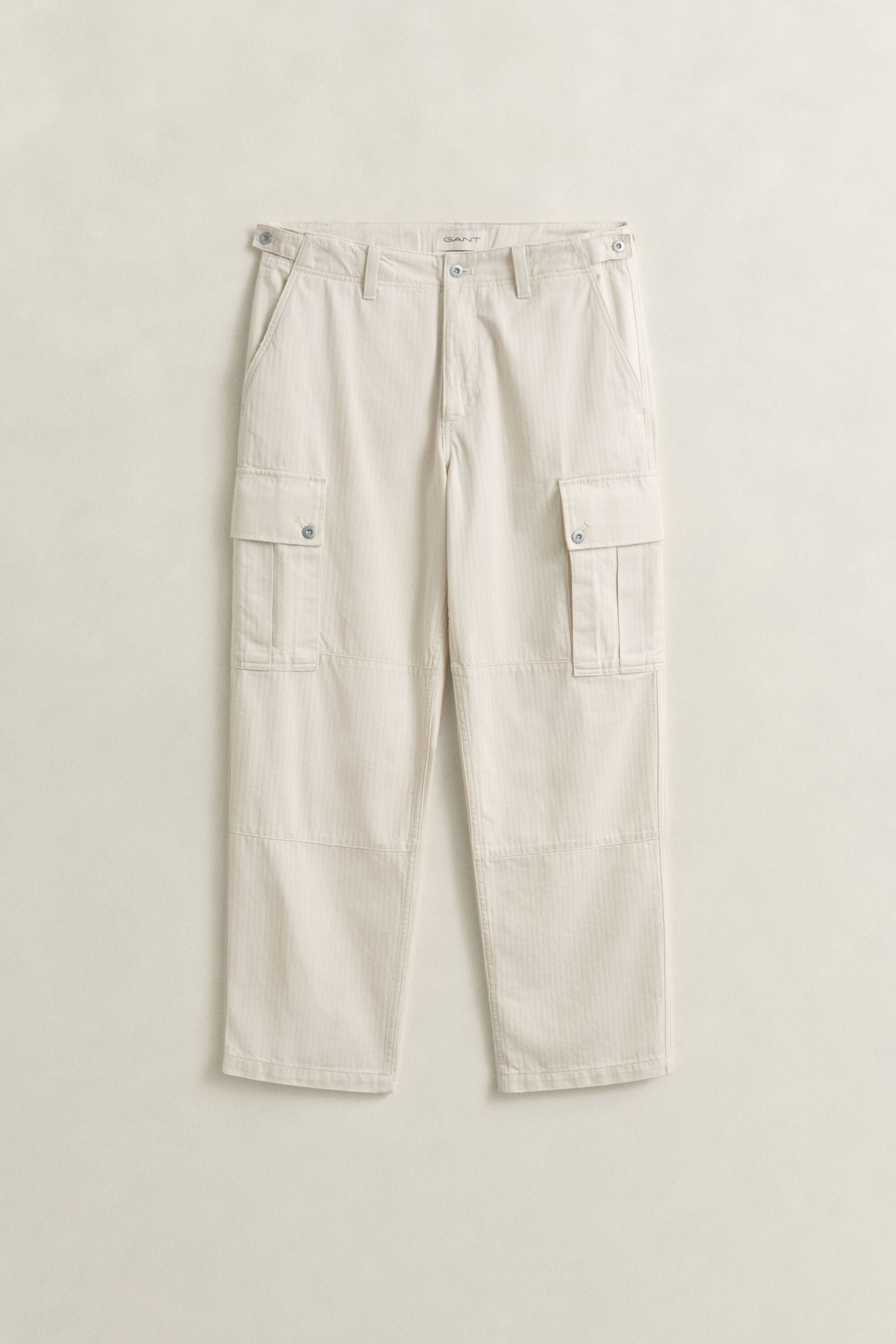 Pantalon cargo à chevrons