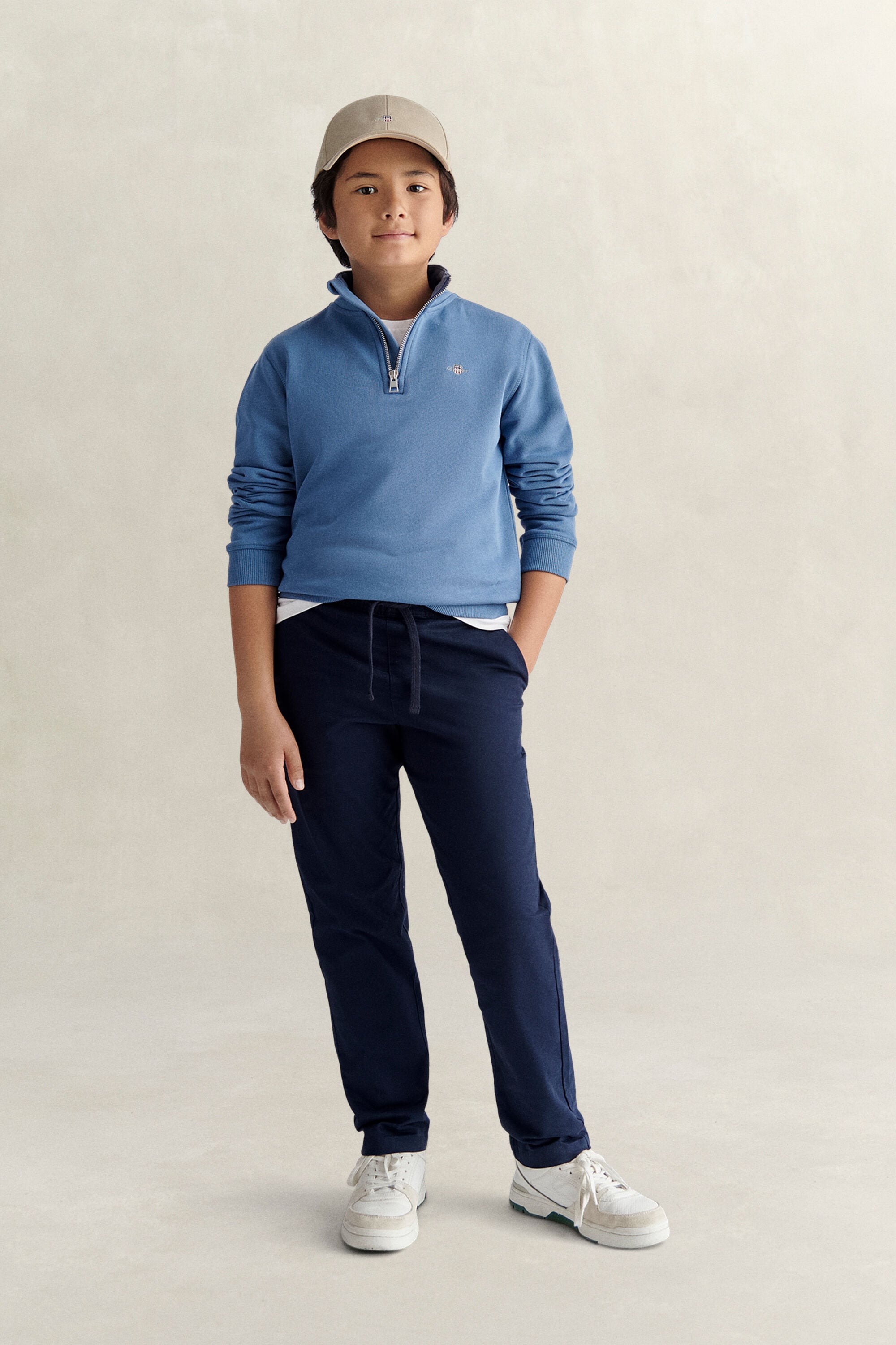 Sweat-shirt à demi-zip avec écusson Ado Garçon