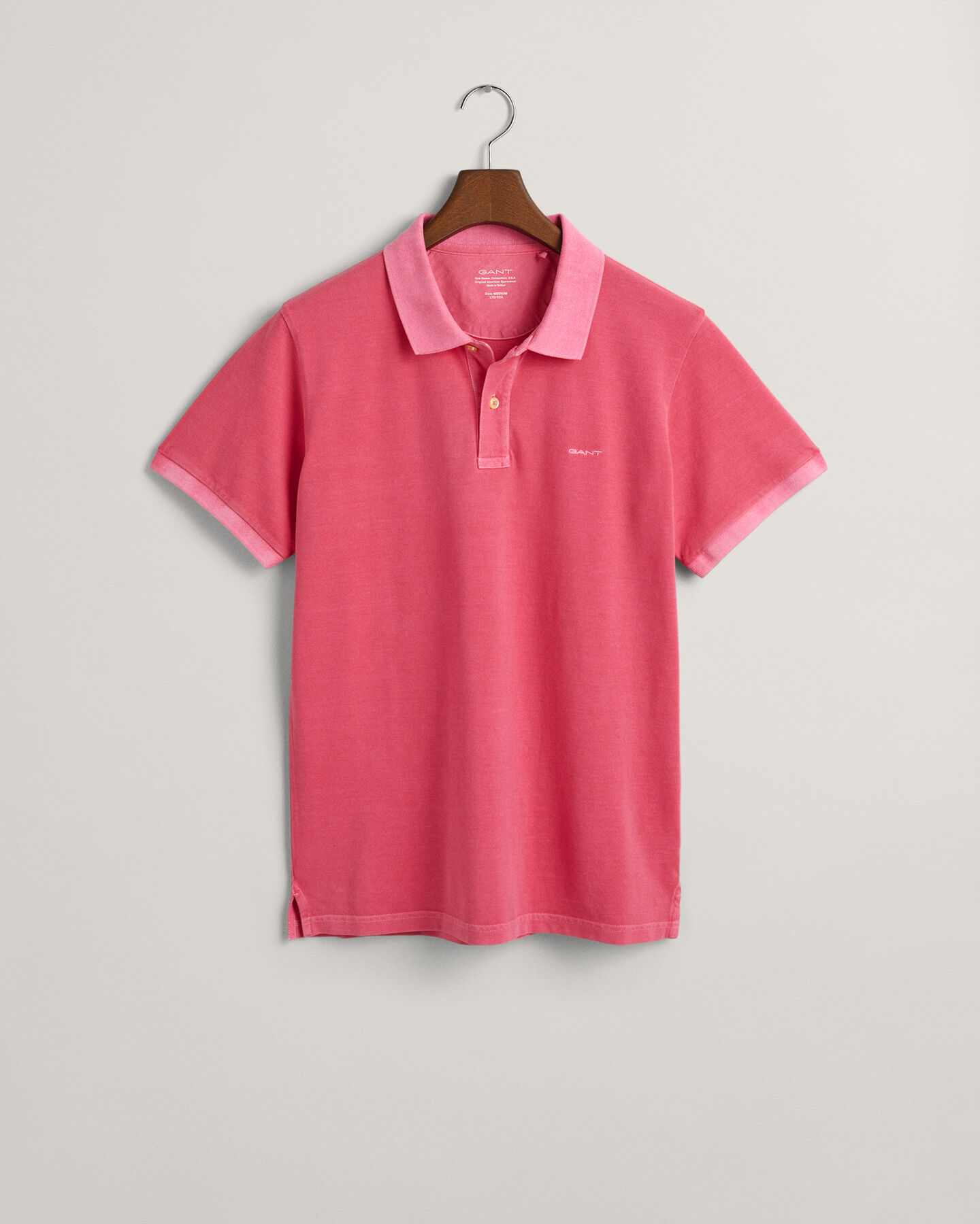 Sunfaded piqu&eacute; poloshirt