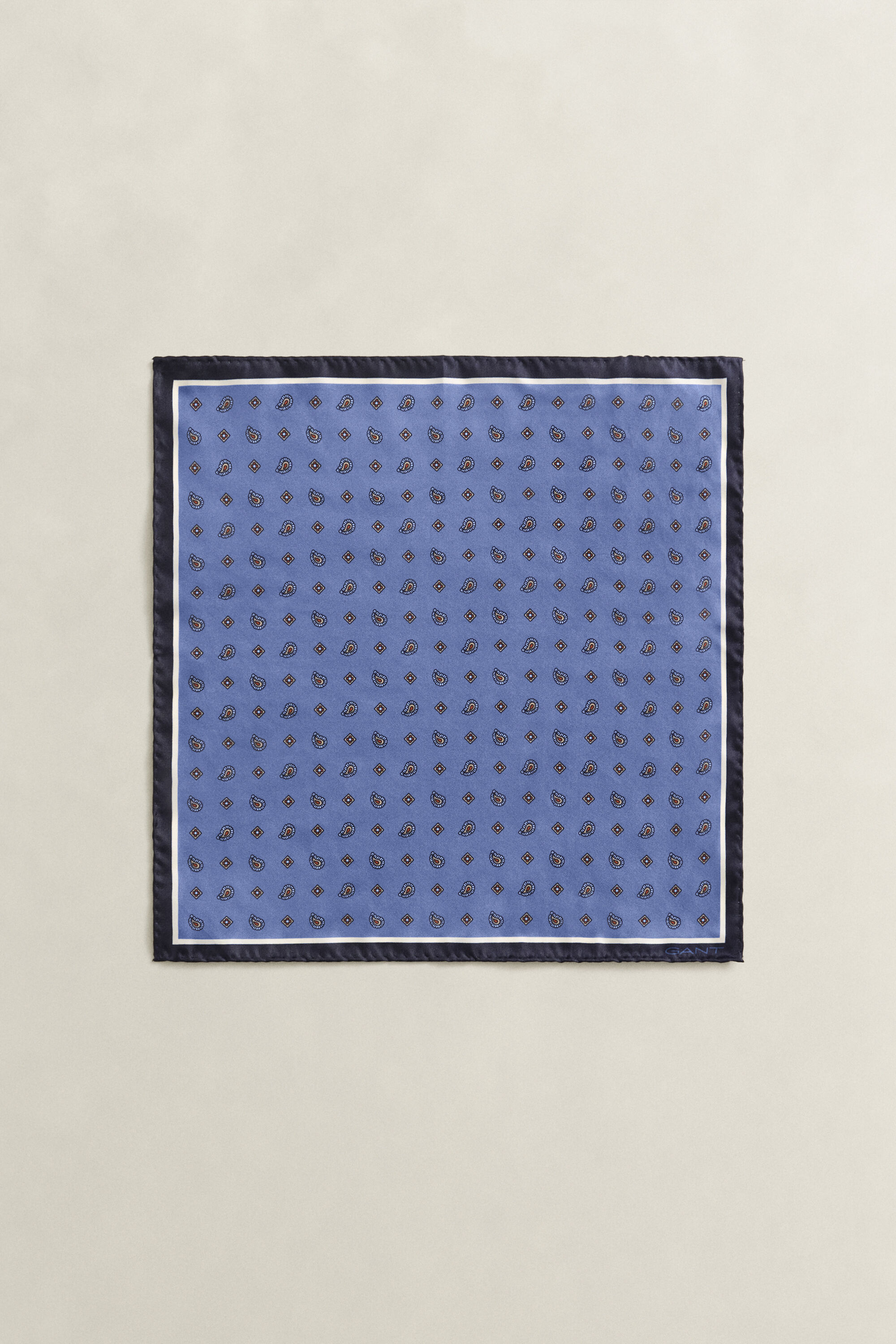 Foulard-pochet