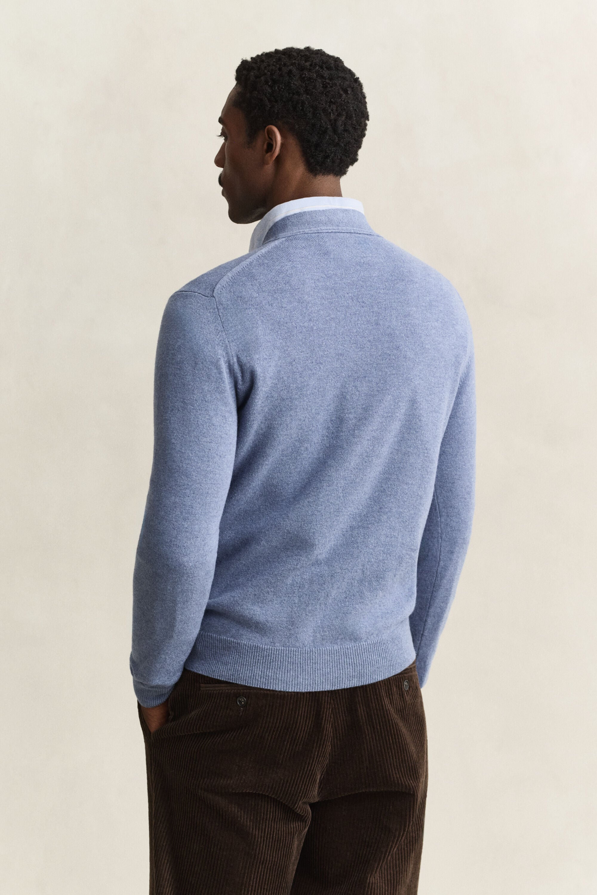 Cardigan col V en laine d’agneau