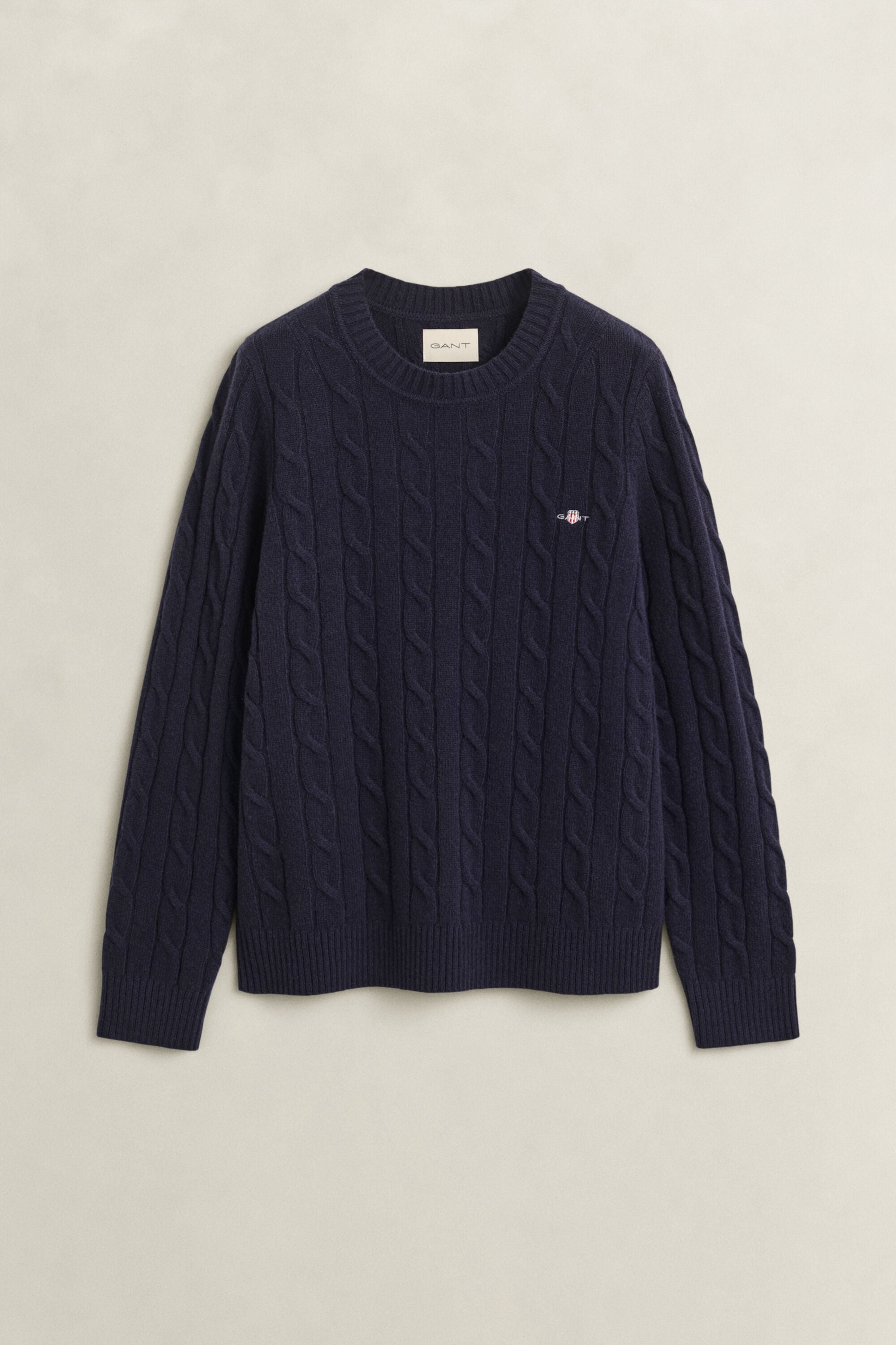 Pull en laine d’agneau à maille torsadée