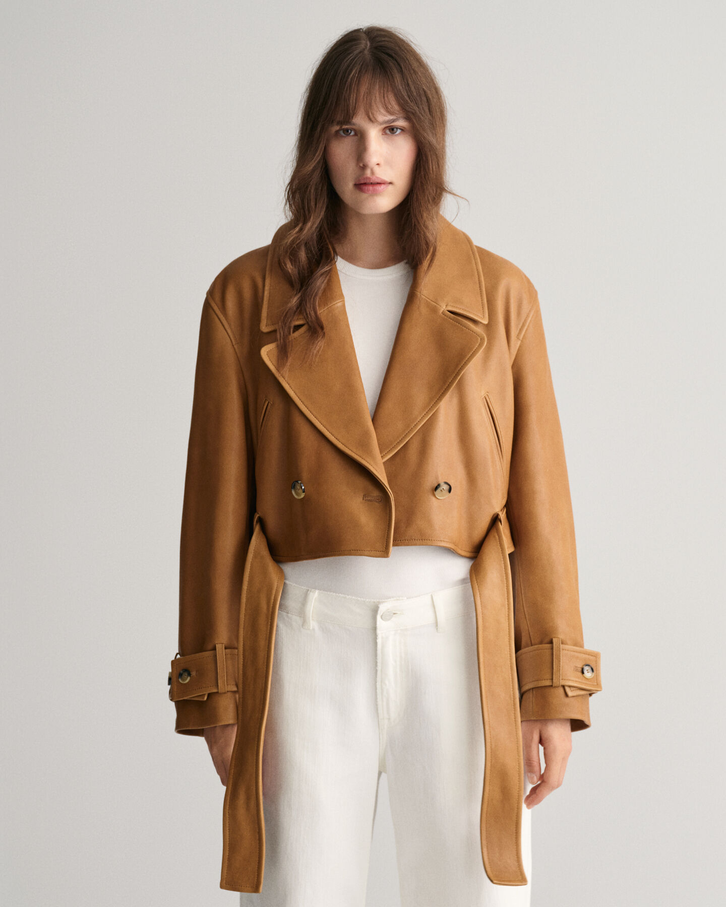 Trench-coat court en cuir