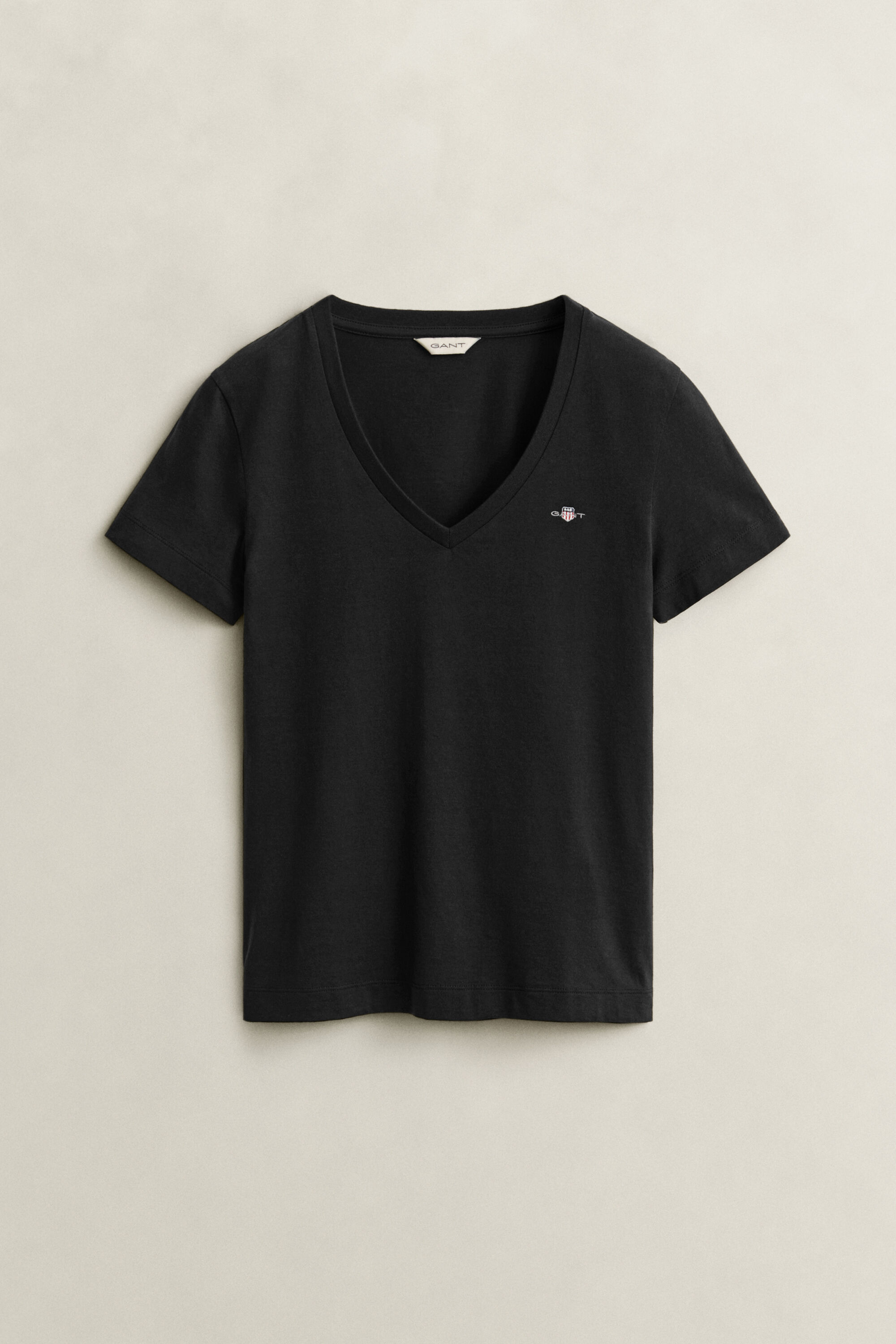 Shield T-shirt met V-hals