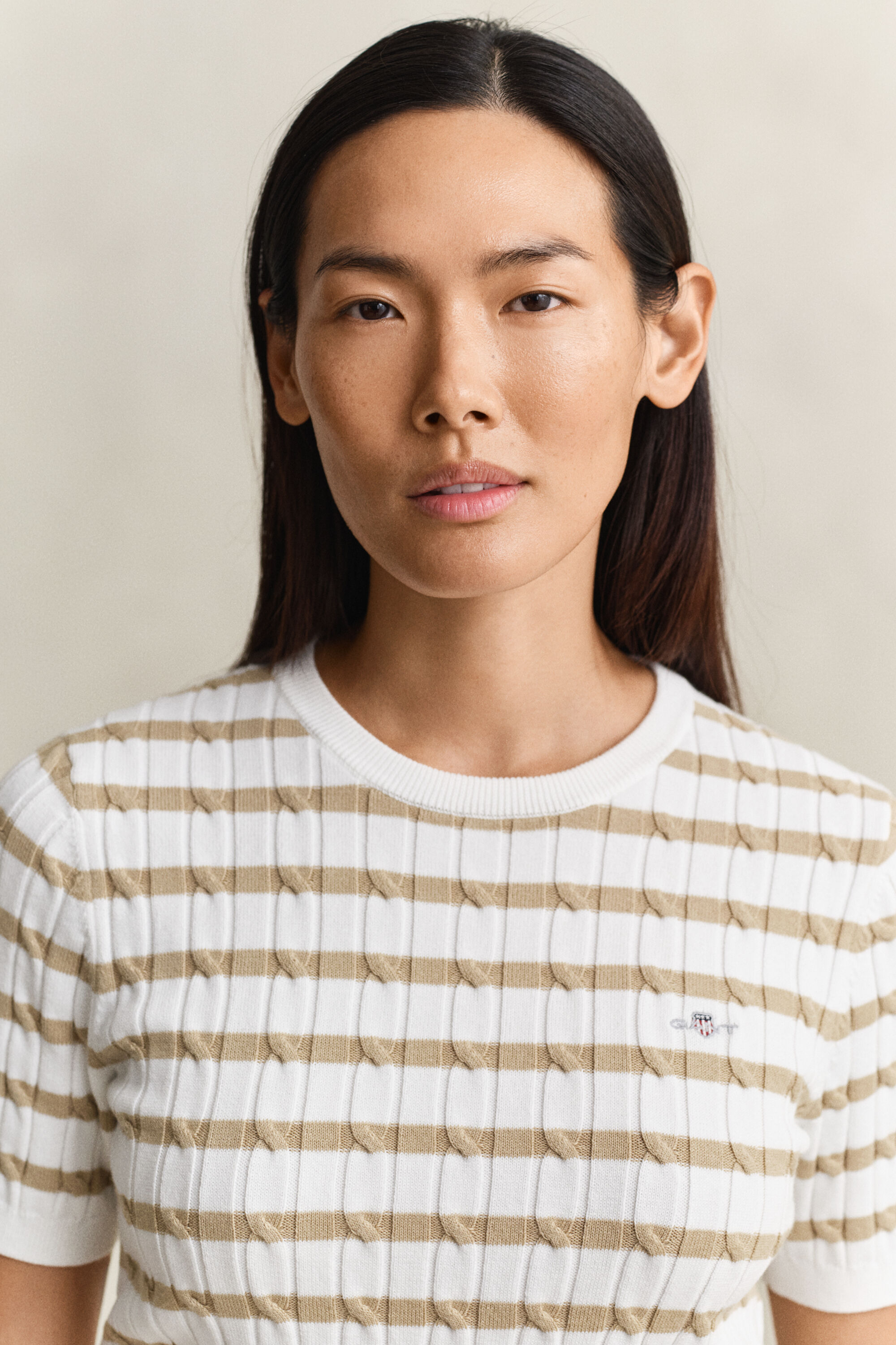 Pull à manches courtes en maille torsadée à rayures