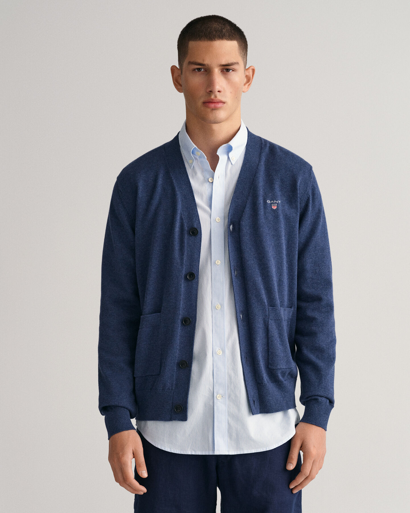 Cardigan col V en coton Classic