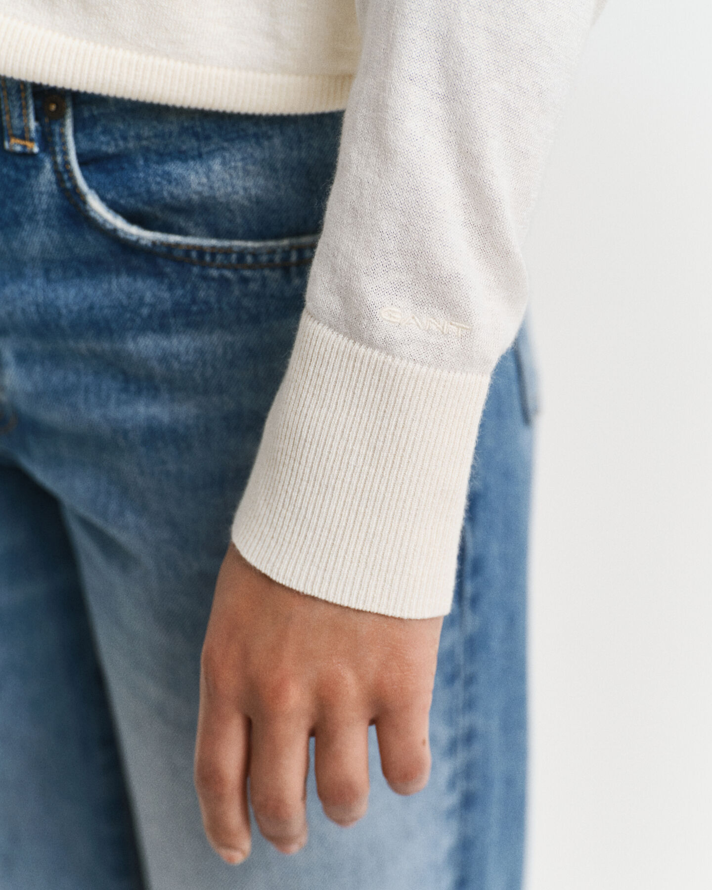 Pull col V en maille fine