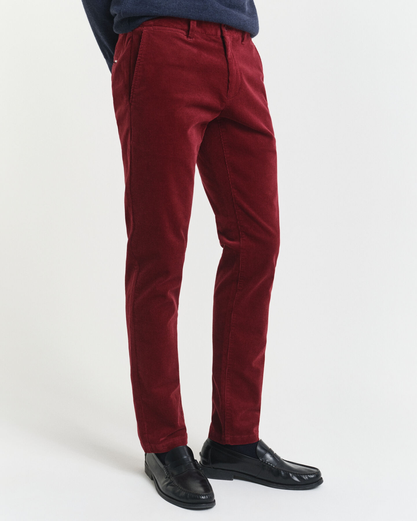 Pantalon chino slim fit en velours côtelé