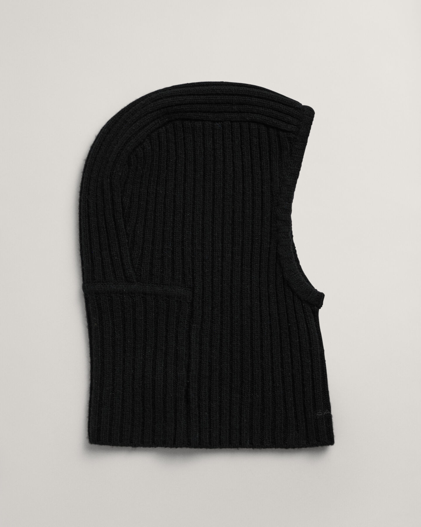 Gebreide wollen bivakmuts