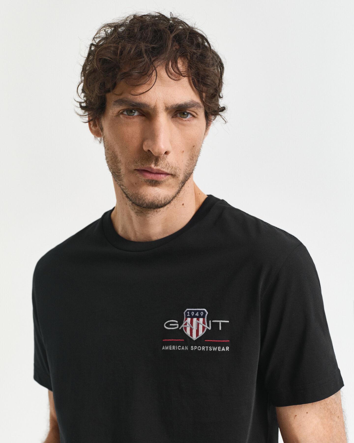 T-shirt brodé Archive Shield