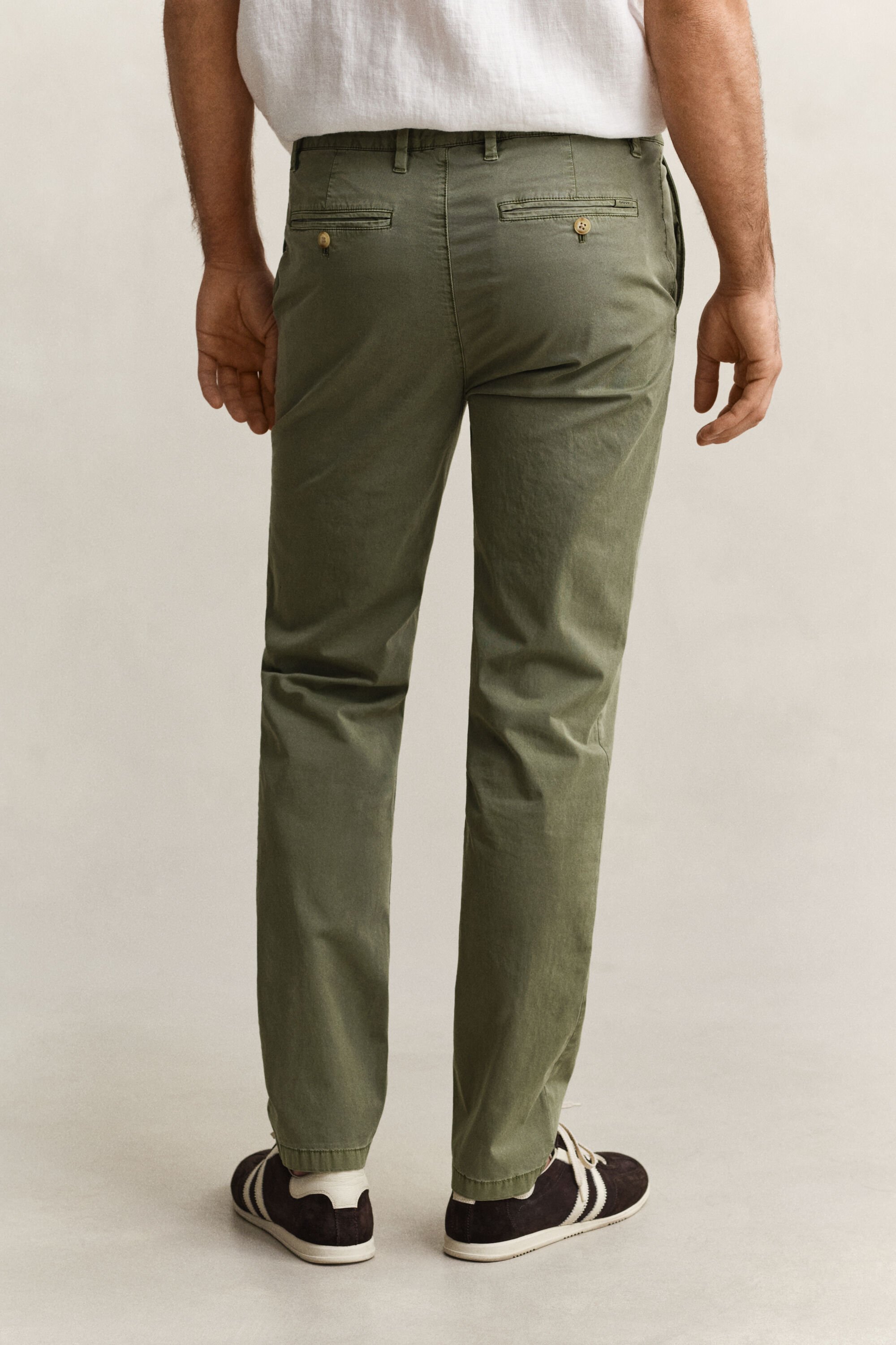 Pantalon chino effet délavé