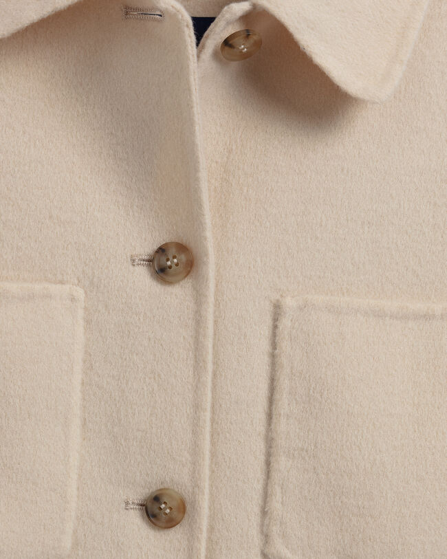 Met de hand gestikt hemdjack