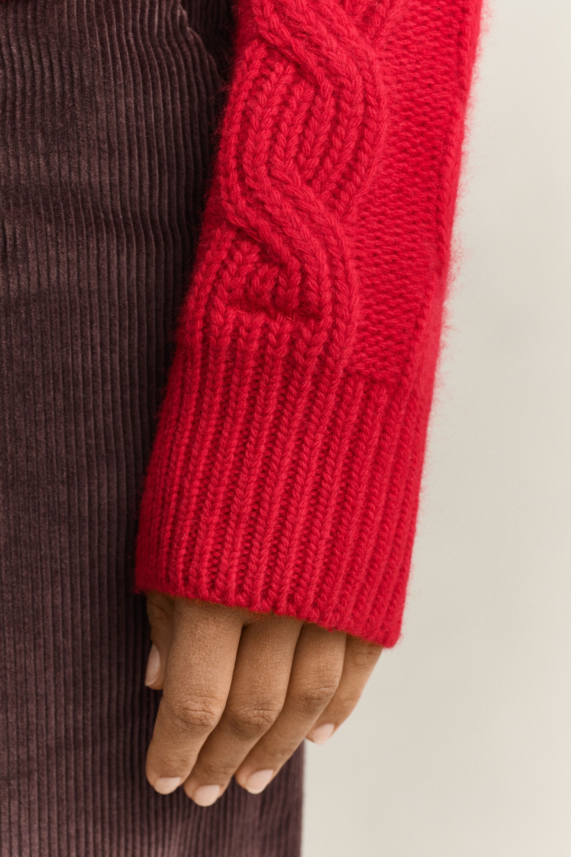 Pull en maille torsadée de laine mélangée