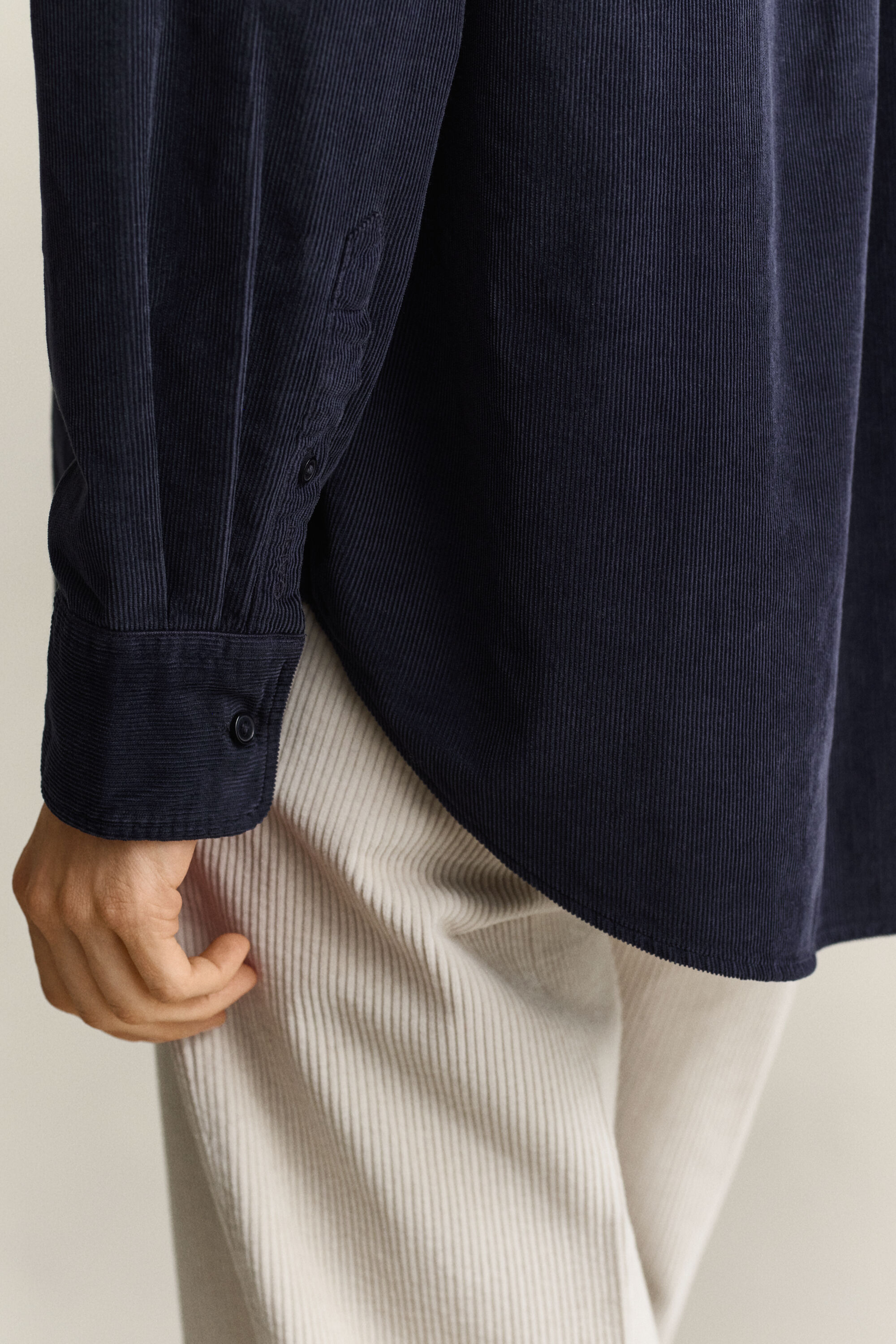 Relaxed corduroy hemd