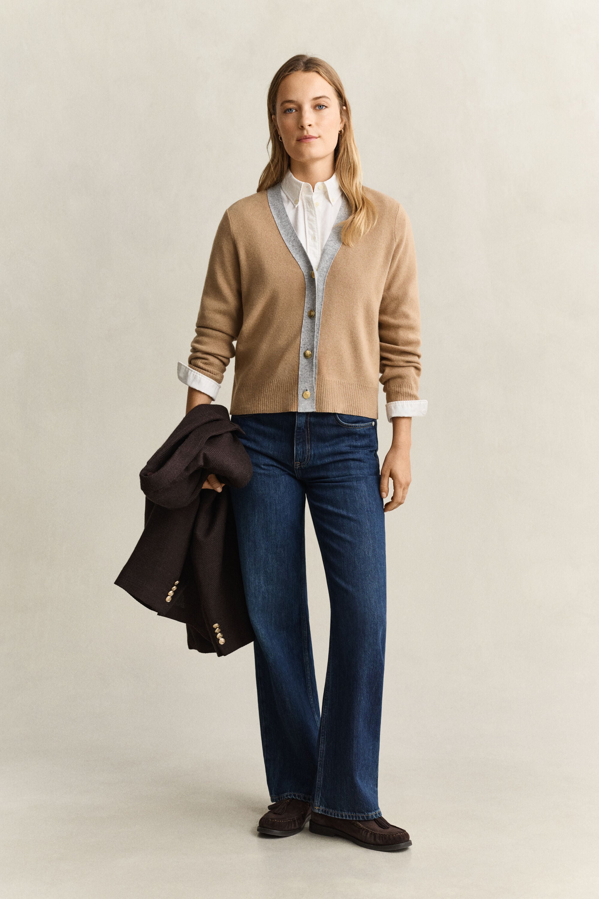 Vest met contrasterende details
