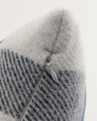 Housse de coussin Magnified Check