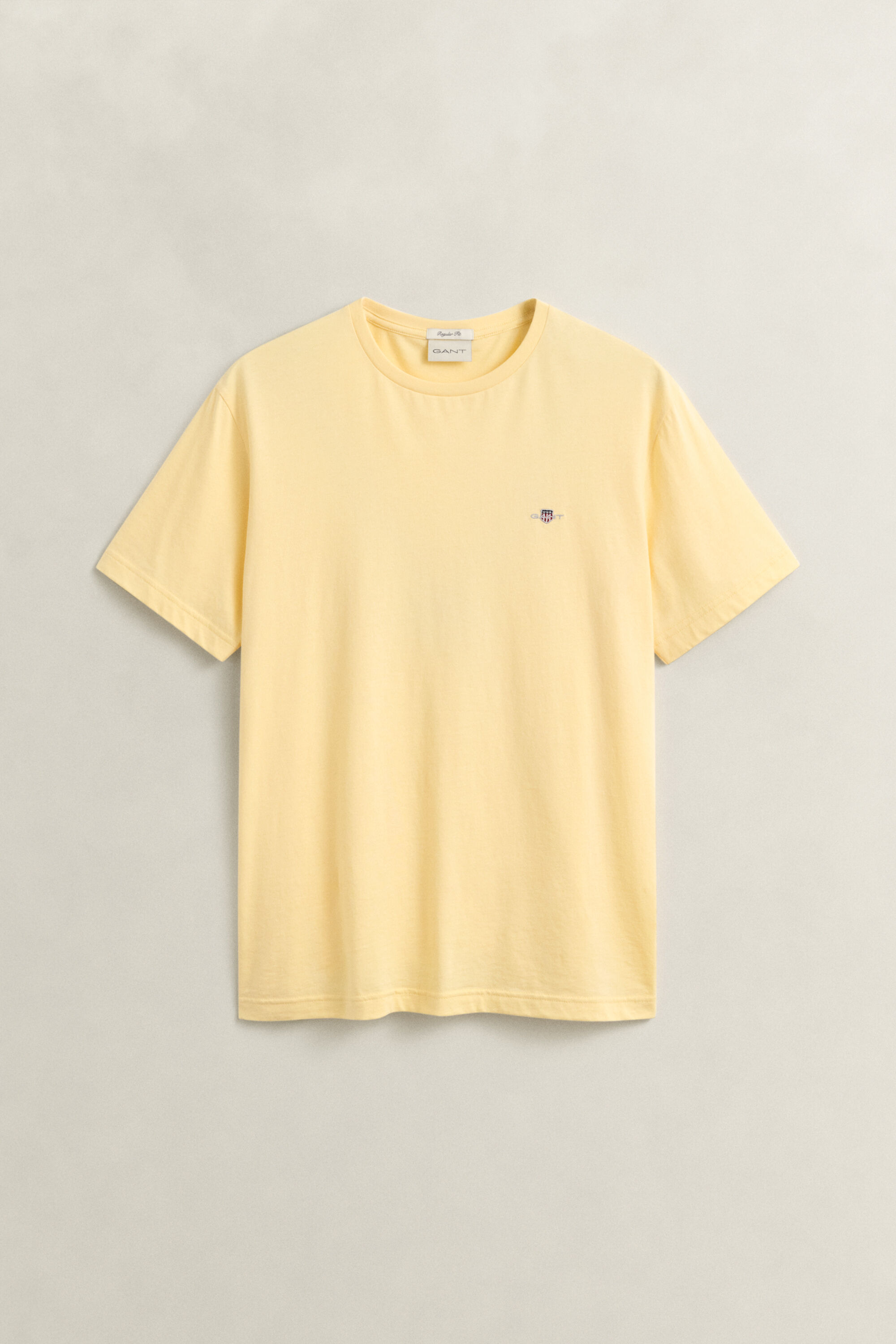 T-shirt coupe regular avec écusson