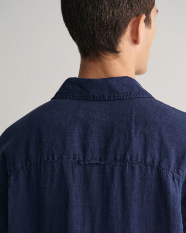 Chemise relaxed fit en lin teint en pi&egrave;ce &agrave; manches courtes