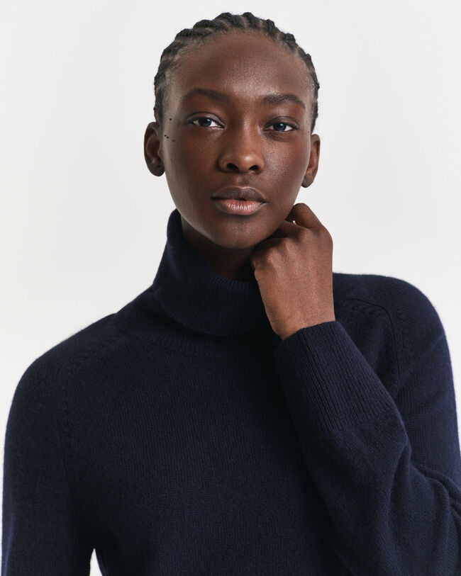 Robe col roulé avec finitions en maille