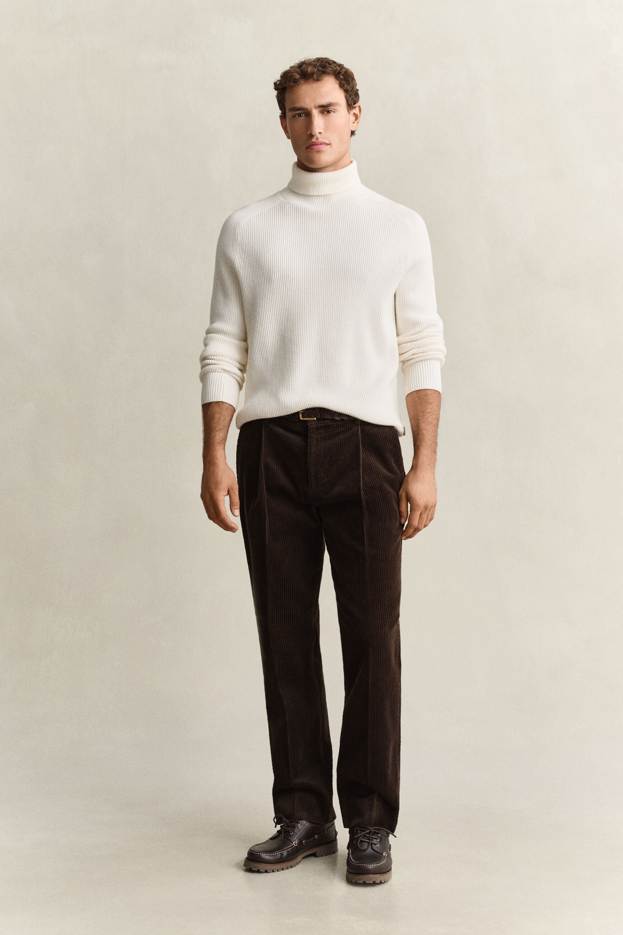 Pantalon de costume en velours côtelé