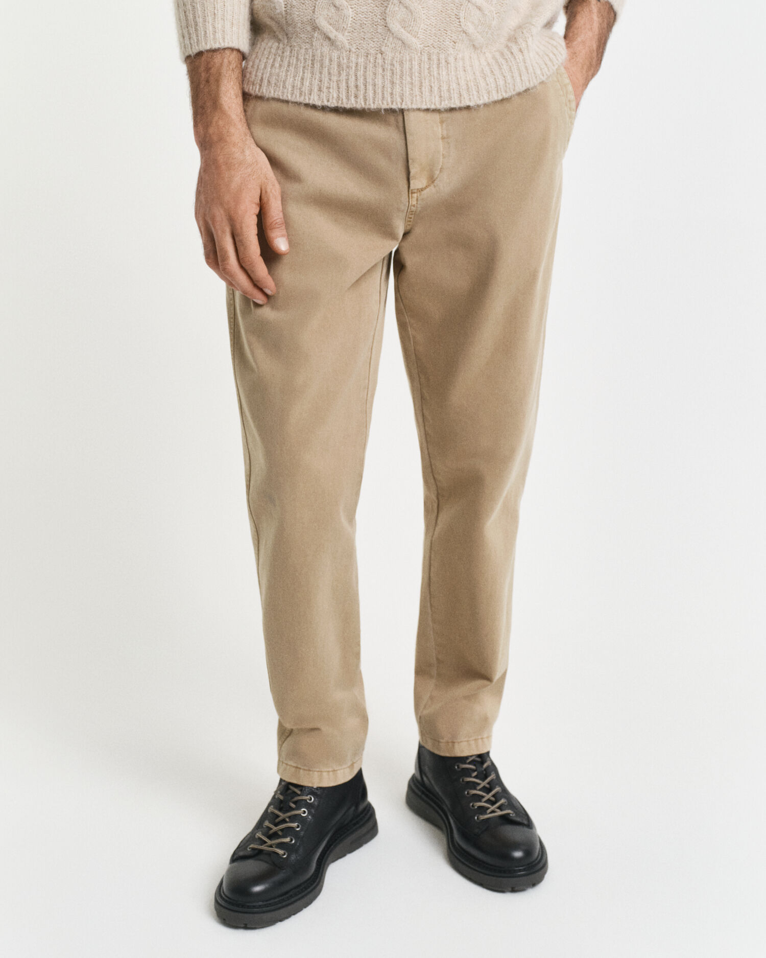 Pantalon chino coupe regular fuselée Surplus
