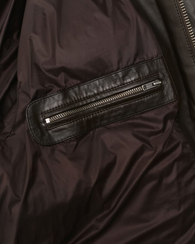 Doudoune en cuir et duvet d'oie