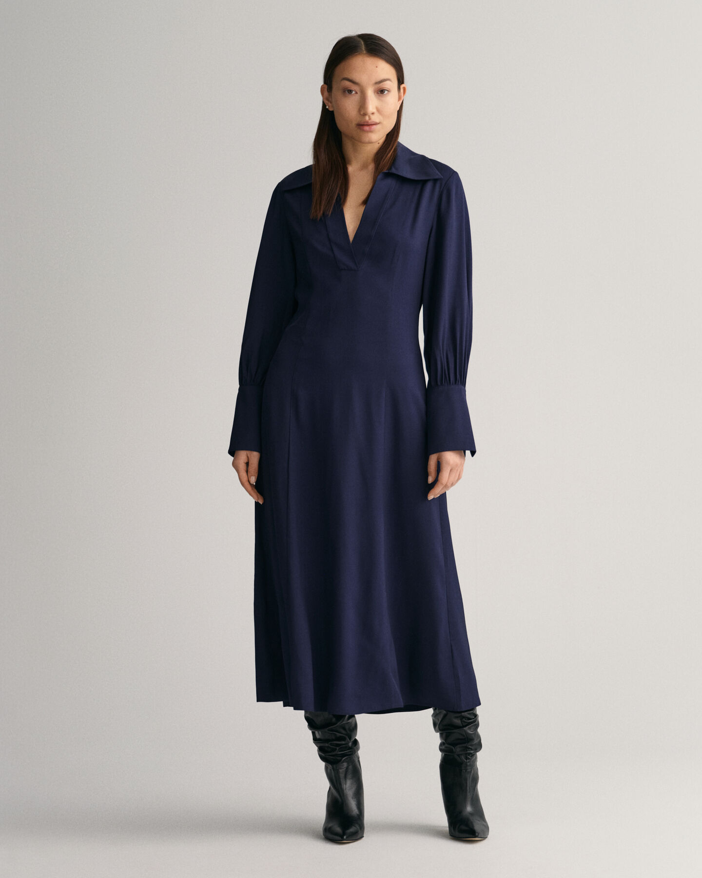 Slim Fit jurk met brede manchetten