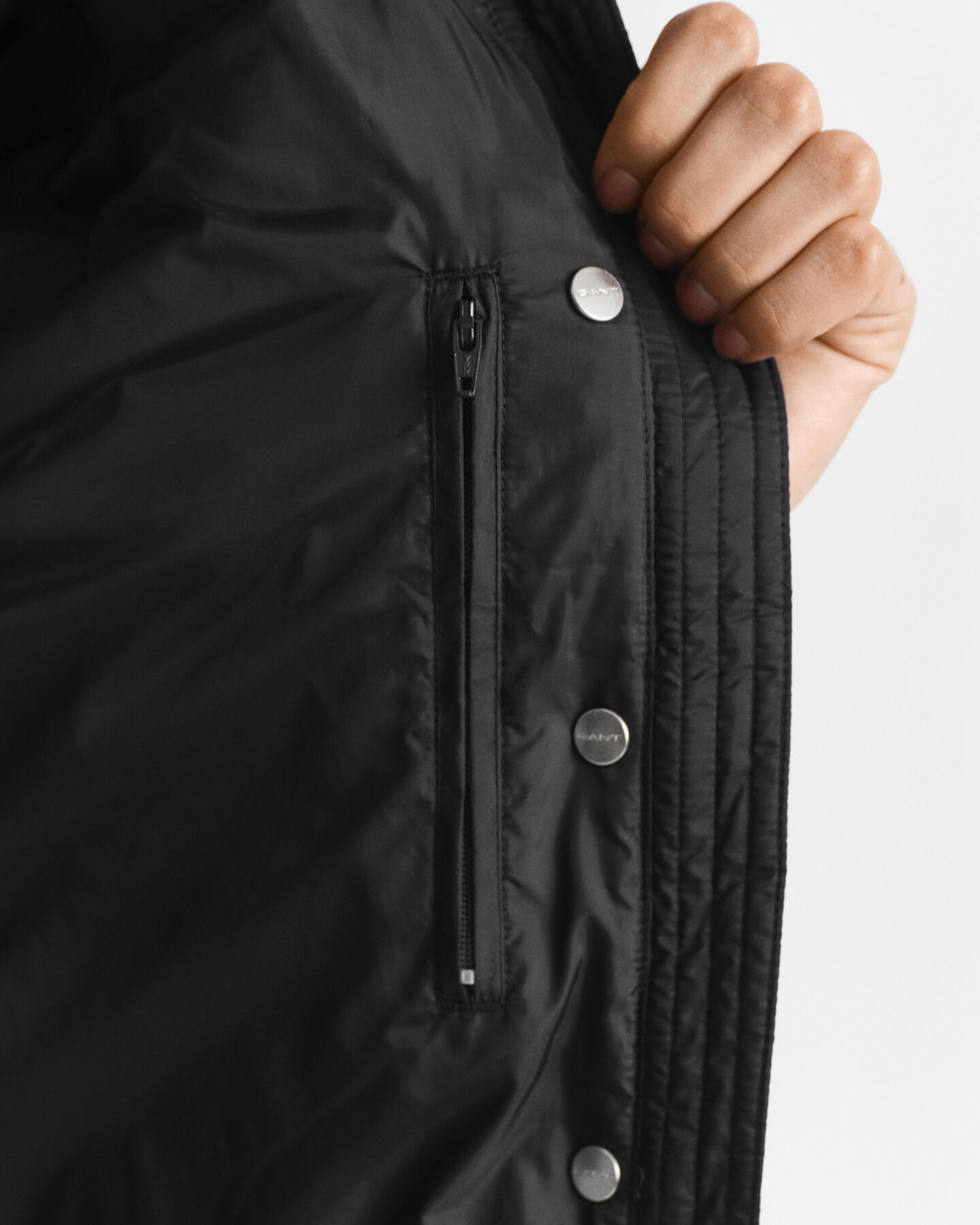 Lichte donsbodywarmer