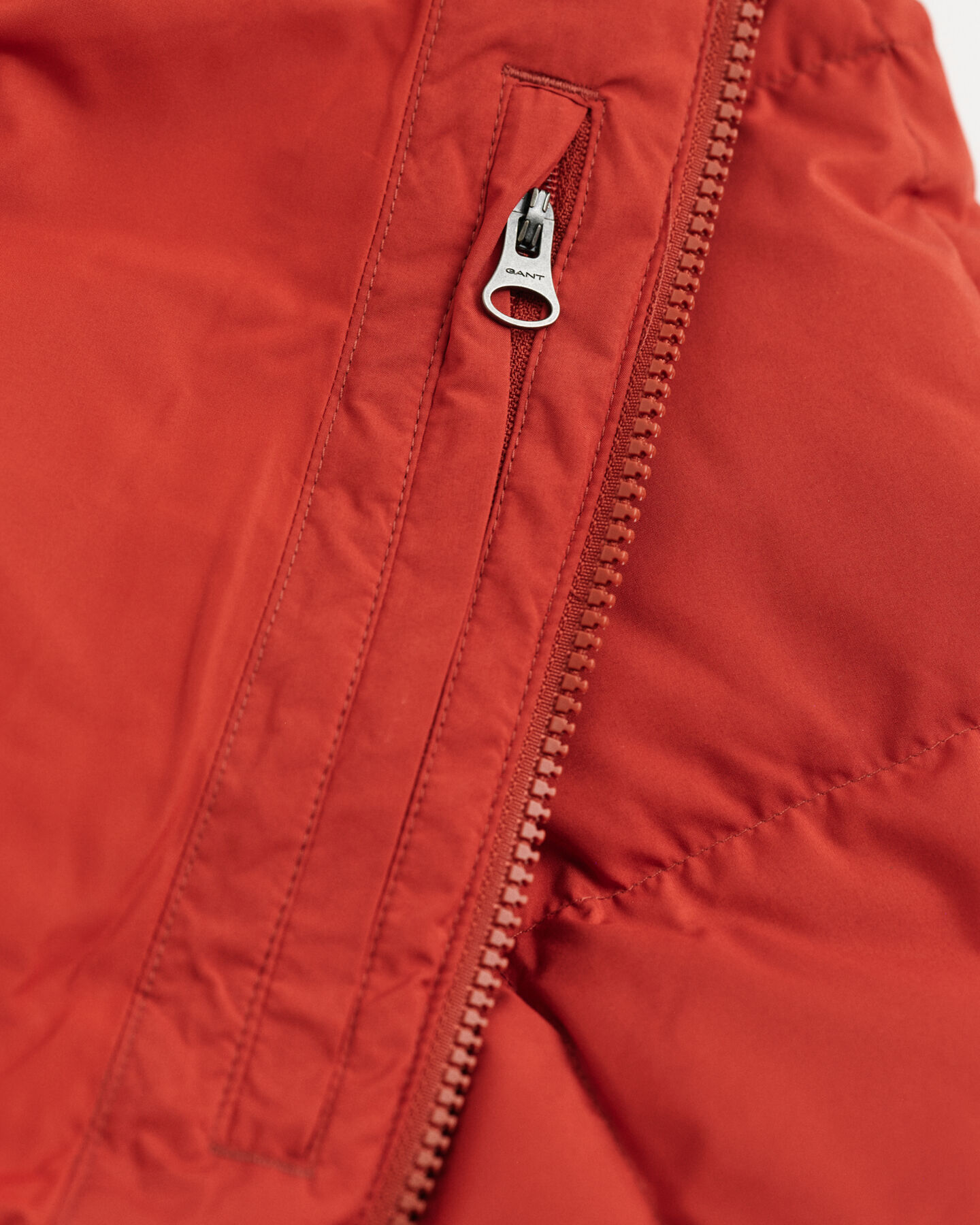 Doudoune mi-longue en duvet