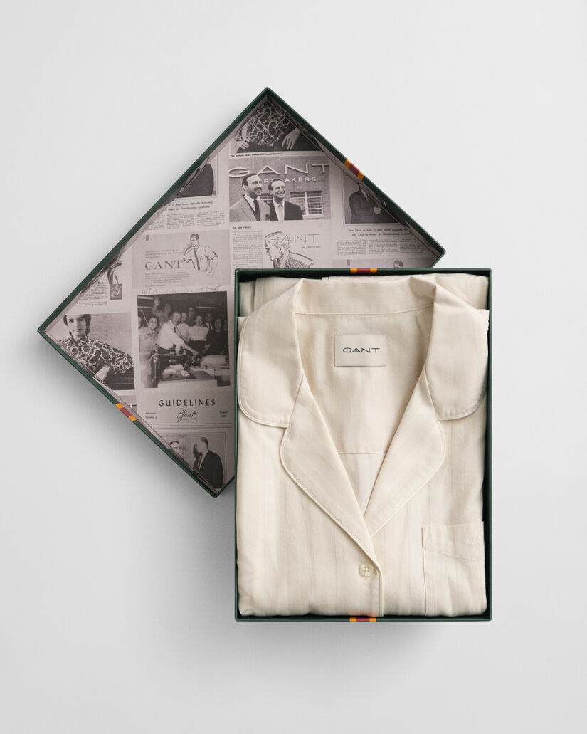 Coffret cadeau pyjama en satin à rayures