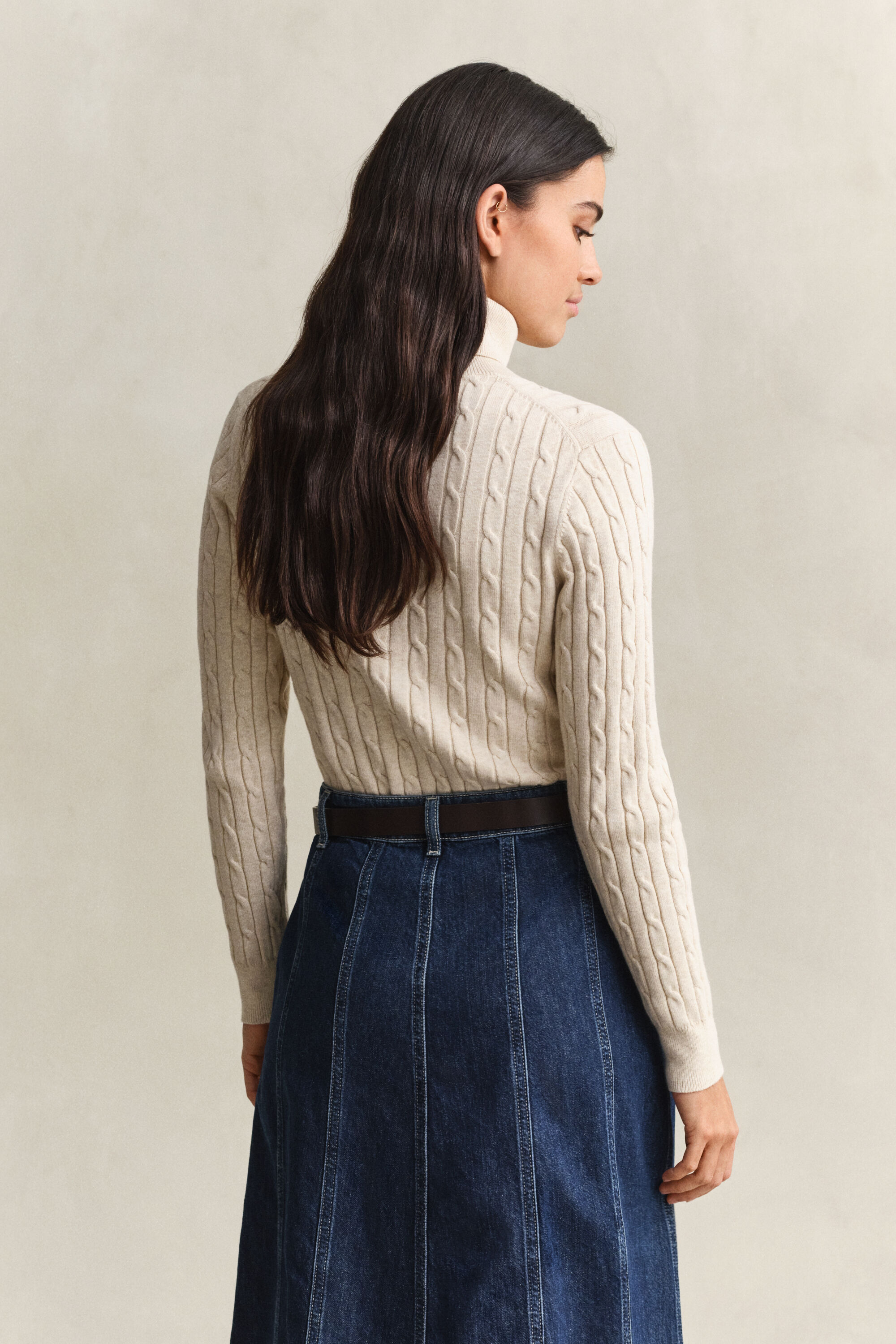 Pull col roulé en maille de coton stretch à torsades